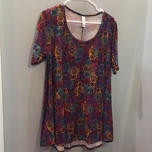 LuLaRoe Perfect T with side slits